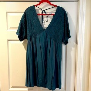 Short sleeve lace detail dress. Never worn!